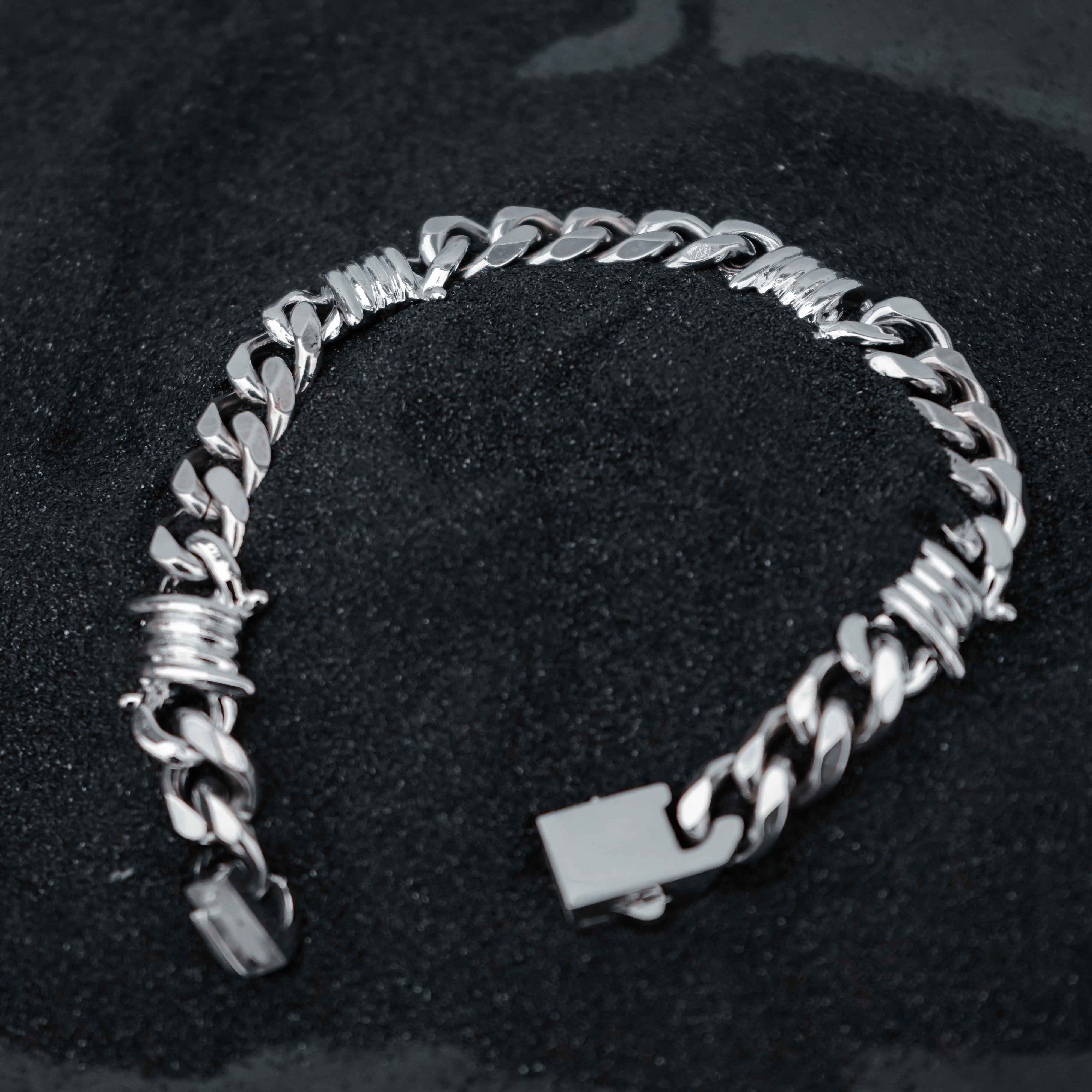 Unbound Bracelet